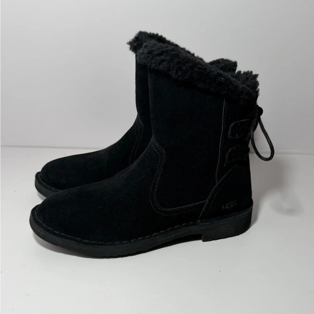 UGG Naiyah Winter Boots Black Size 6